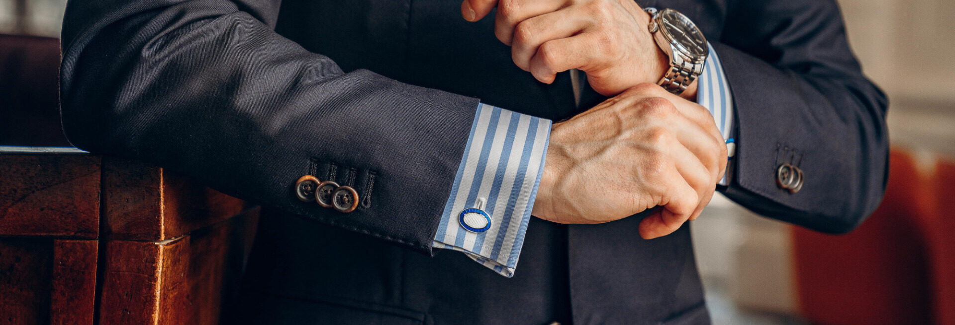 How to Make a Statement With Cufflinks | Deakin & Francis