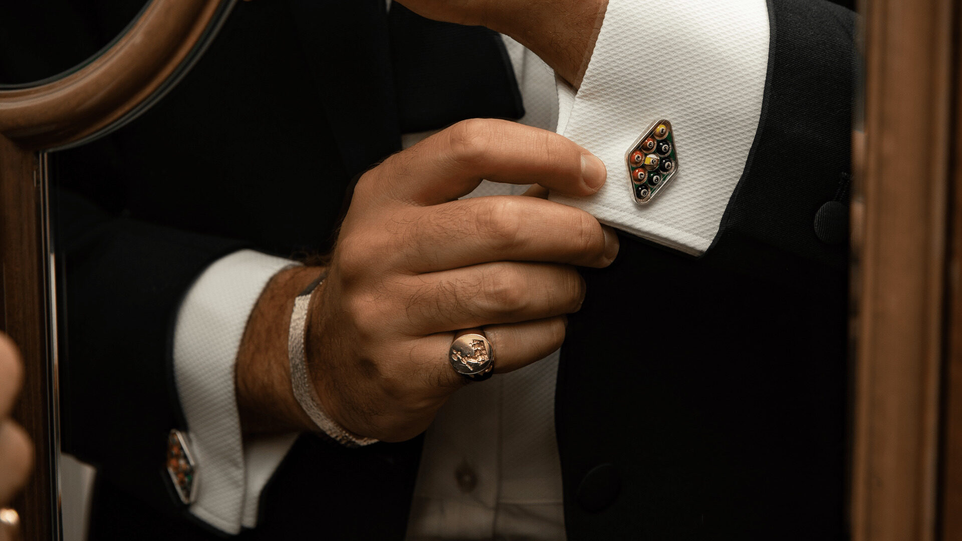 David Yurman Men's Streamline Signet Ring with Lapis | Lee Michaels Fine  Jewelry store